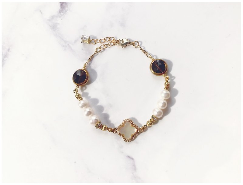 +Mother-of-pearl Clover‧Citrine‧Pearl Bracelet+ - Bracelets - Gemstone Black