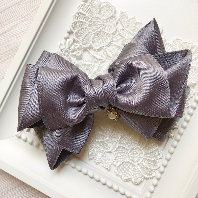 Multi-layer elegant bow spring hair clip / metal gray - Hair Accessories - Other Materials Gray