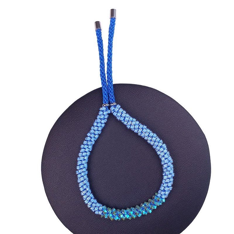 Starlight Blue Bracelet made with Swarovski Crystals - สร้อยข้อมือ - วัสดุอื่นๆ สีน้ำเงิน