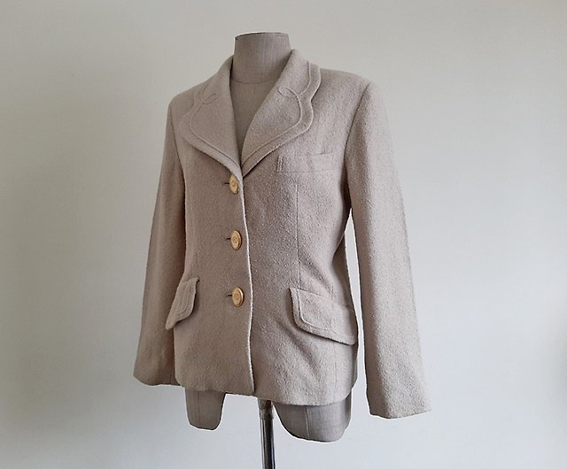 LOUIS FERAUD Vintage Beige Wool Blazer - Shop PaiissaraEveryday Women's  Blazers & Trench Coats - Pinkoi
