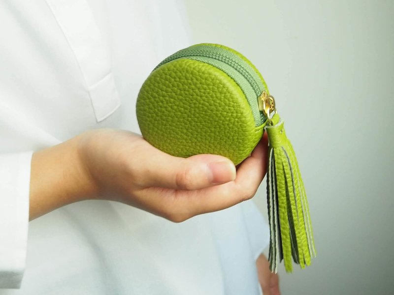 Soft macaron pouch LIME - กระเป๋าเครื่องสำอาง - หนังแท้ สีเขียว