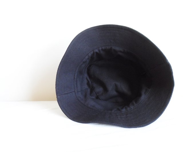 black fisherman hat