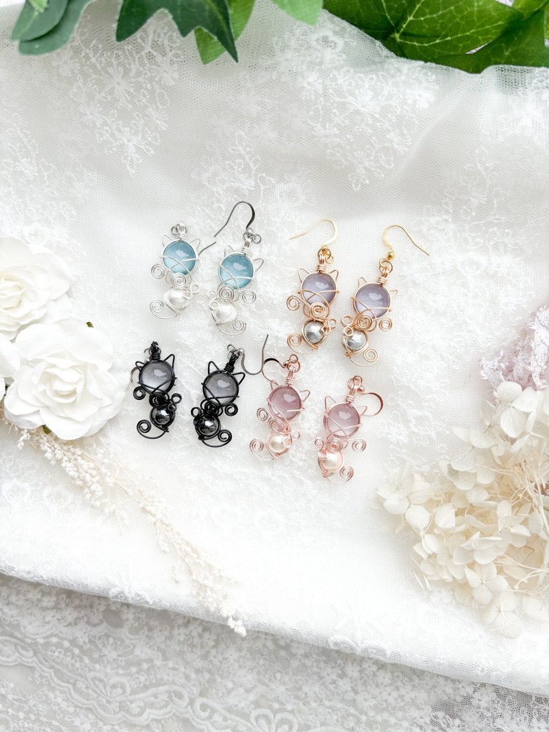 ねこちゃん　シルバー - ピアス・イヤリング - その他の素材 シルバー