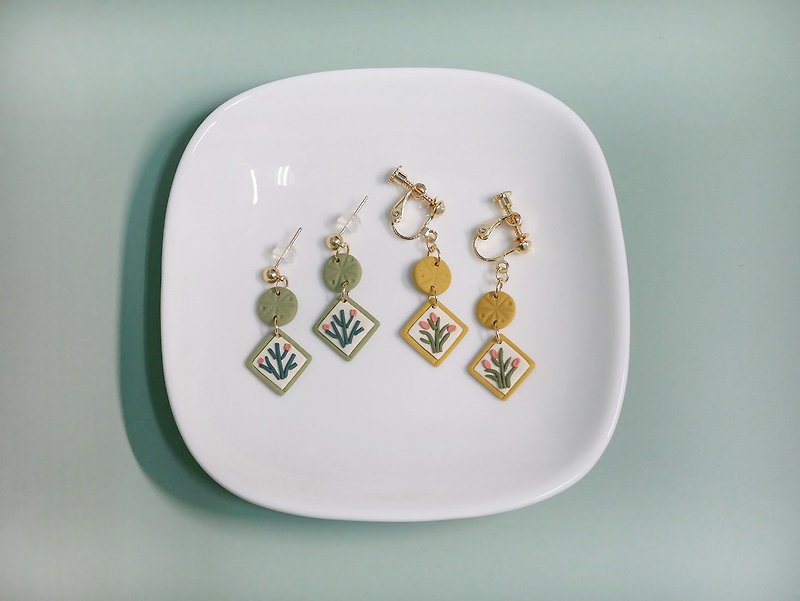 Healing collection room | Low-key herbal collection, small flowers and plants, avocado green and light yellow handmade soft pottery earrings - Earrings & Clip-ons - Pottery Multicolor