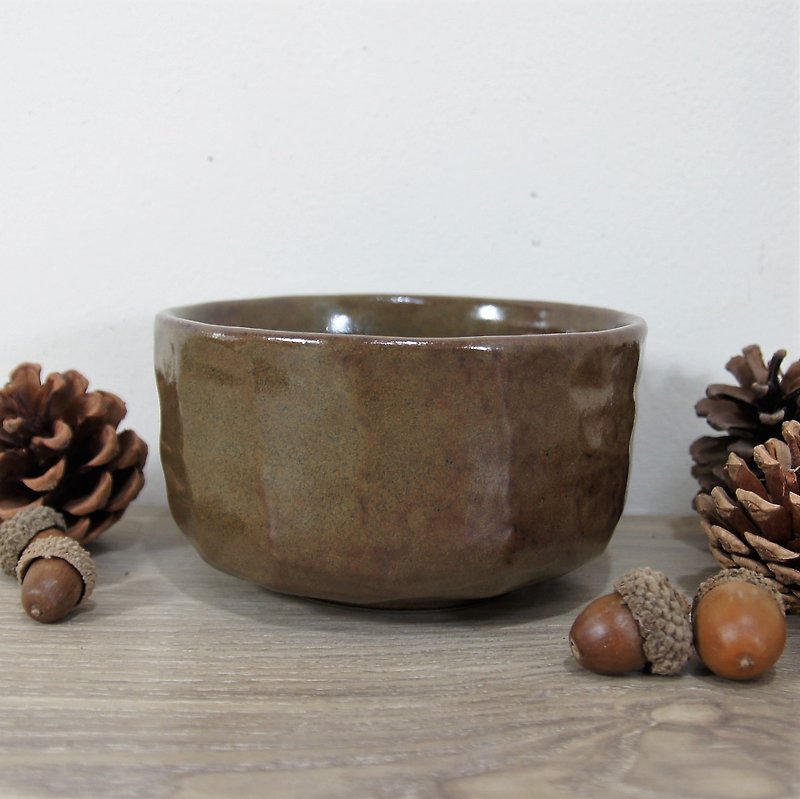 Sea cucumber green hand cut bowl, tea bowl, water side, tea wash, water bowl, rice bowl-about 450ml - Bowls - Pottery Brown