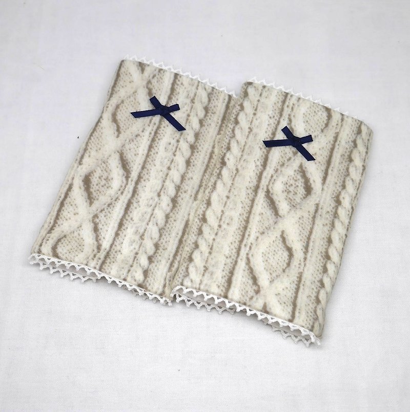Japanese Handmade 8-layer-gauze droop sucking pads - 口水肩/圍兜 - 棉．麻 藍色