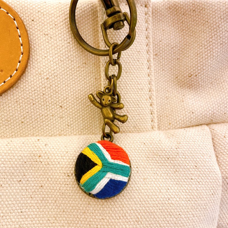 【南非小熊】刺繡鑰匙圈 *生日 交換禮物* - 鑰匙圈/鑰匙包 - 其他金屬 咖啡色