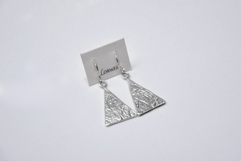 三角型純銀耳環 - 耳環/耳夾 - 純銀 