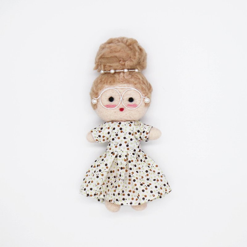 momoB - Susan - Mini Handmade Doll / Charm - Charms - Wool Yellow