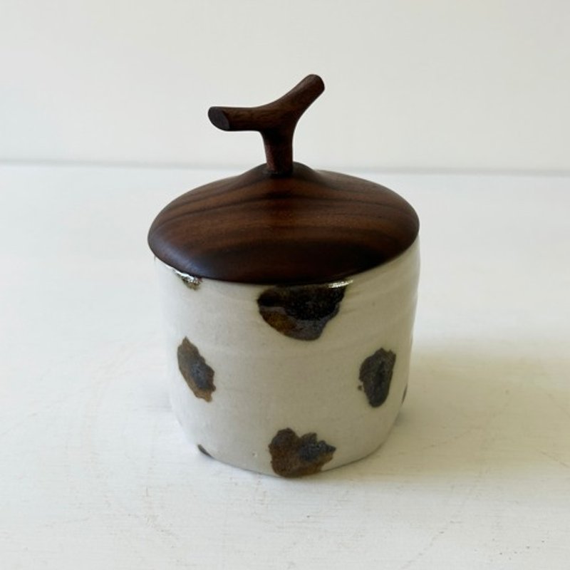 Sake cup shape, black dots - Bowls - Pottery Black