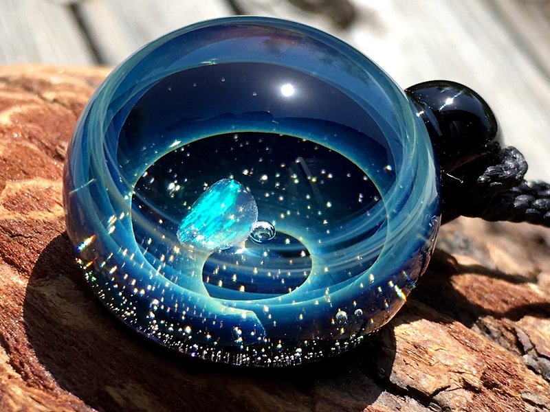 boroccus Opal galaxy image pattern Heat-resistant glass pendant - Necklaces - Glass Blue