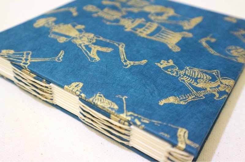 骷髅French handmade book - Notebooks & Journals - Paper 