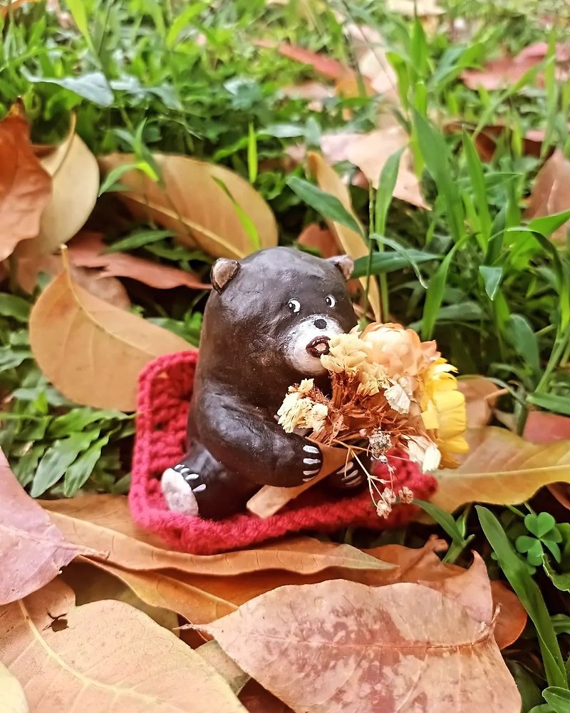 Gift/Customized/Handmade/Non-model/Long-looking/Taiwan Black Bear Home Corner Collection Decoration - Items for Display - Clay 