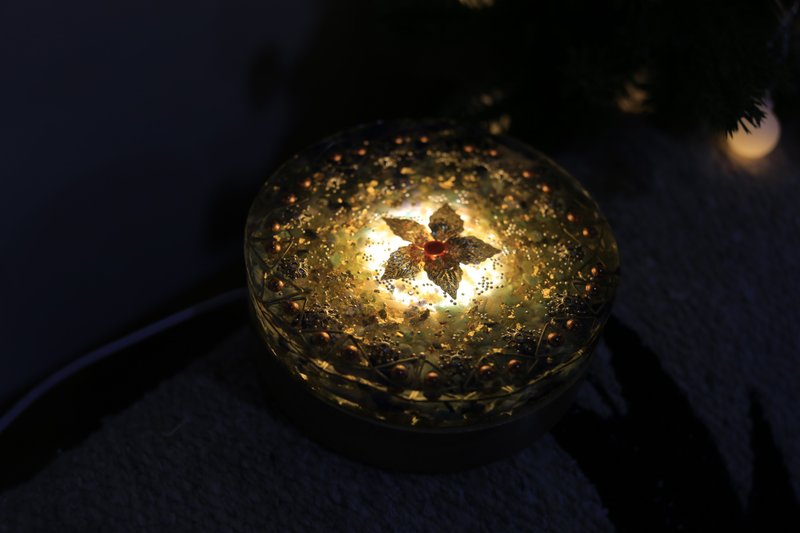 【客製化禮物】金色雪花曼陀羅小夜燈-奧剛大圓盤Orgonite水晶奧 - 裝飾/擺設  - 水晶 綠色