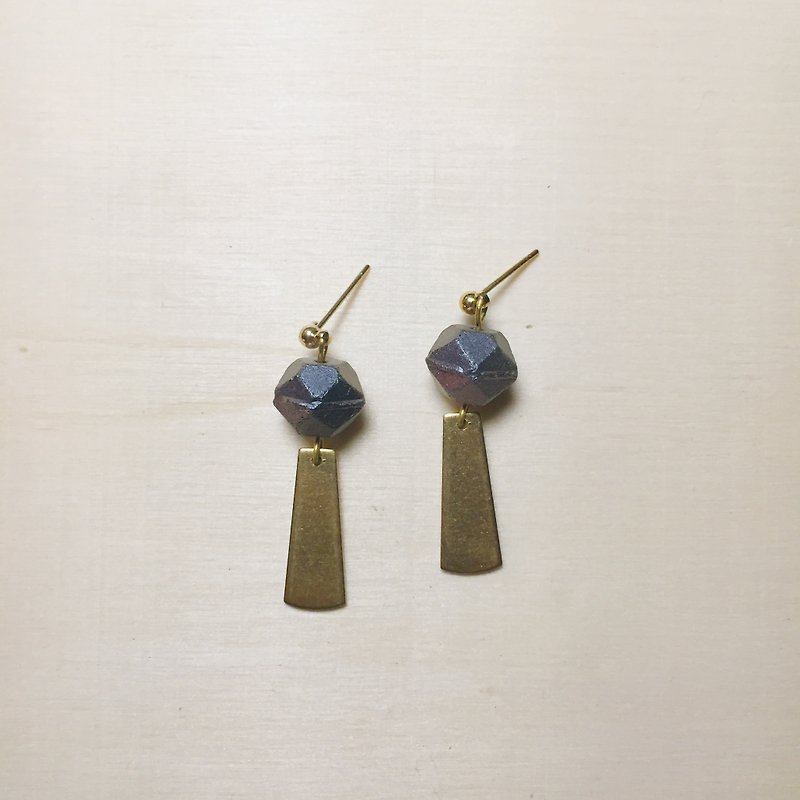 Laser purple ore bronze earrings - Earrings & Clip-ons - Semi-Precious Stones Purple