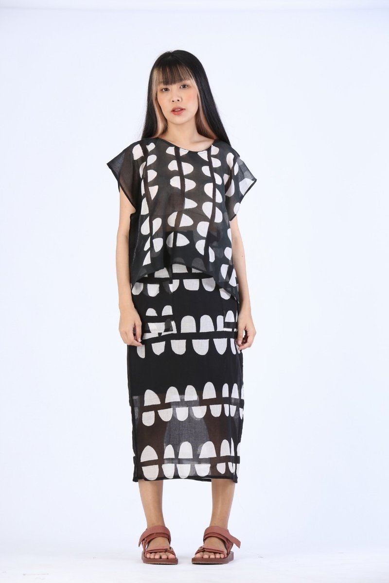 Skirt Cotton Voile Hand Paint Free Size - 裙子/長裙 - 棉．麻 黑色