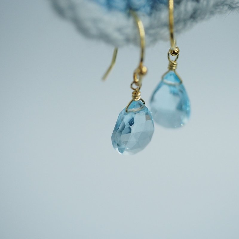 [Maya Tara] 14KGF Natural Topaz (Topaz) Gemstone Earrings - ต่างหู - เครื่องเพชรพลอย สีน้ำเงิน