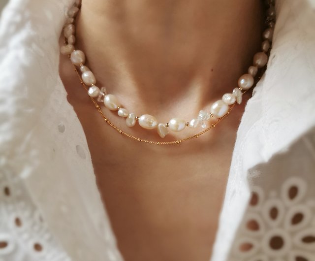 Pearl necklace (broken)
