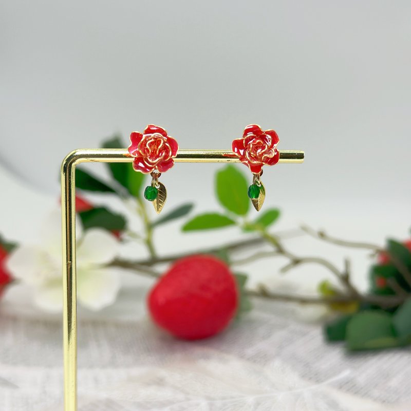 Beauty and the Beast Red Rose Earrings Medical Steel Anti-Sensitive Ear Needles - ต่างหู - เรซิน สีแดง