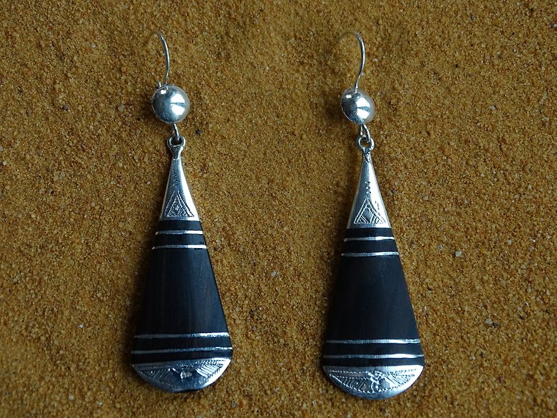 【Sahara】Tuareg Silver Jewelry-African Desert Handicraft Art - ต่างหู - เงินแท้ สีดำ