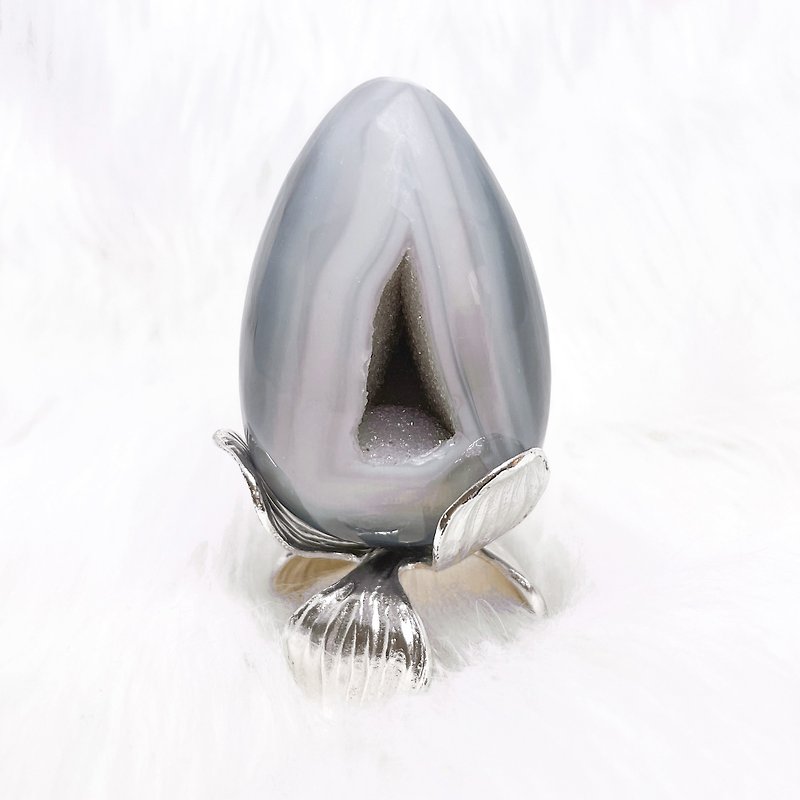 晶簇瑪瑙 蛋型 - 僅此一件 送銀色花瓣底座 瑪瑙 避邪 消除負能量 - 擺飾/家飾品 - 玉石 灰色