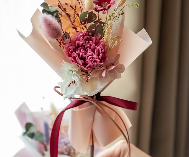 Korean bouquet-single carnation bouquet Immortal graduation