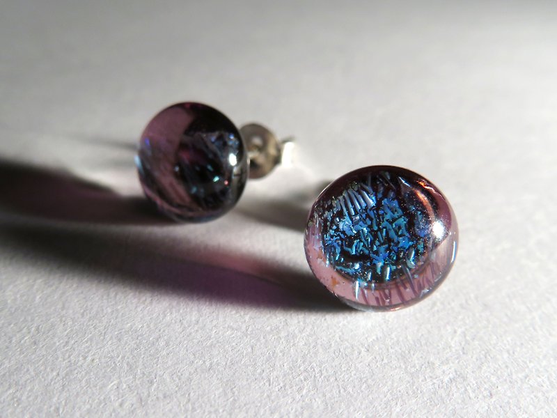 Jewelry glass sterling silver ear pin / Z3 - Earrings & Clip-ons - Glass Purple