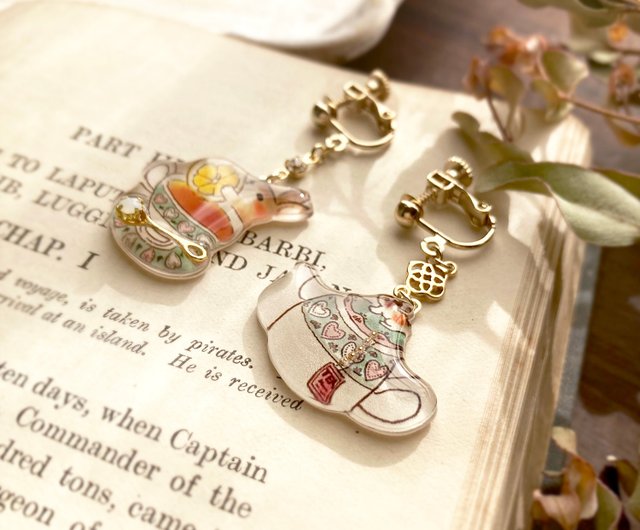 Rabbit Tea earring うさぎティーイヤリングorピアス 2023年干支・紅茶