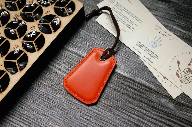 Shaped Easy Card Chip Charm - Type B - Orange - ที่ห้อยกุญแจ - หนังแท้ สีส้ม