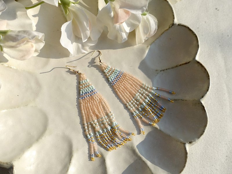 Handmade bead earrings - Earrings & Clip-ons - Glass Pink