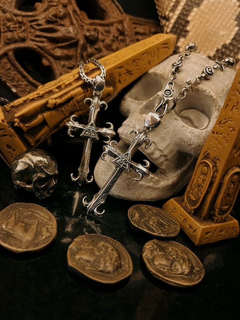 【エジプトシリーズ】聖なる瞳の導き/シルバー/ペンダントトップ - ネックレス - スターリングシルバー シルバー