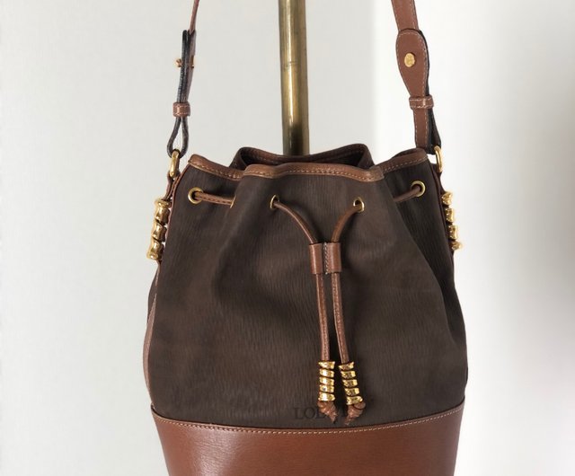 LOEWE ロエベ ベラスケス ショルダーバッグ 巾着 レザー ヴィンテージ LOEWE ロエベ ベラスケス ショルダーバッグ ブラウン レザー