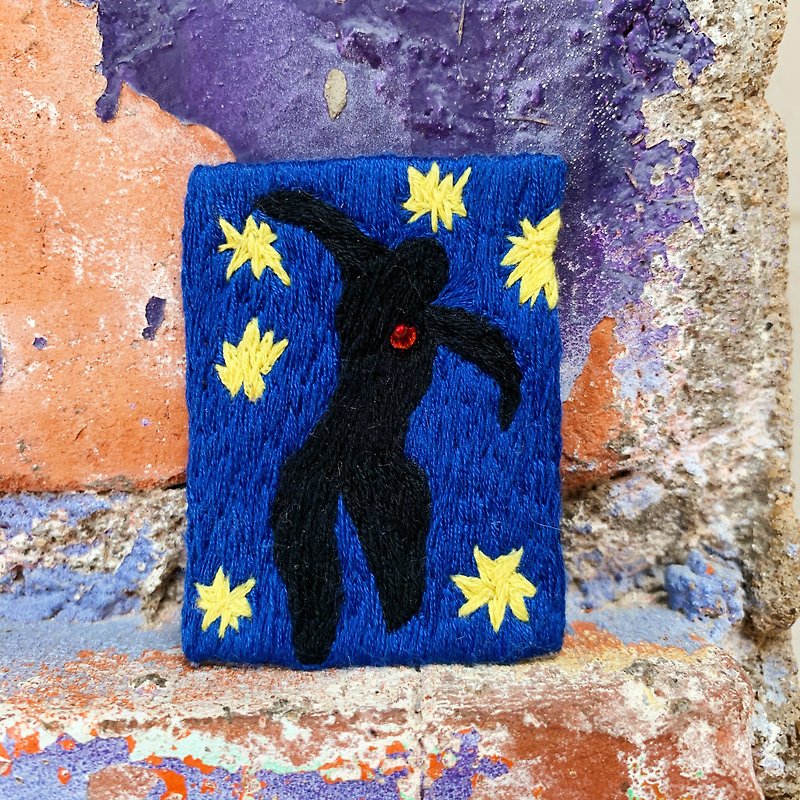 The Scream Embroidery Brooch - Brooches - Thread Blue
