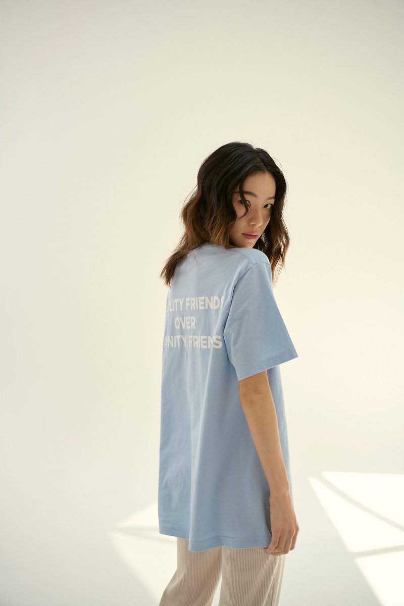 T 恤 HAY : Quality Friend T-Shirt - Sky / Black (unisex) - Women's T-Shirts - Cotton & Hemp 
