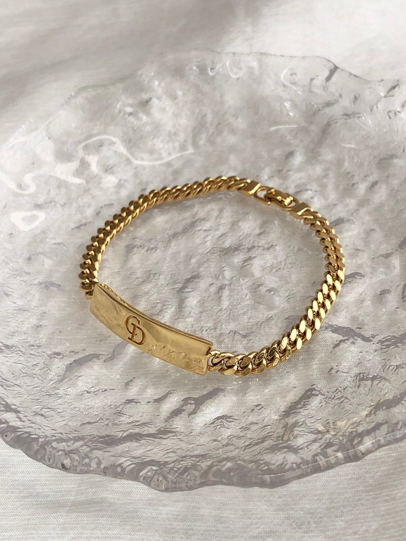 【Direct from Japan Luxury Pre-owned Bag】Christian Dior Christian Dior Bracelet Gold CD Logo Plate Vintage bs7hwh - สร้อยข้อมือ - วัสดุอื่นๆ สีทอง