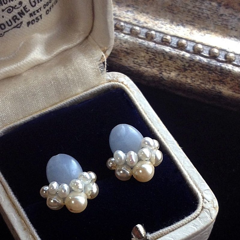 14 kgfAngelite AAA and Freshwater Kespearl collage earrings ear needle - Earrings & Clip-ons - Gemstone Blue