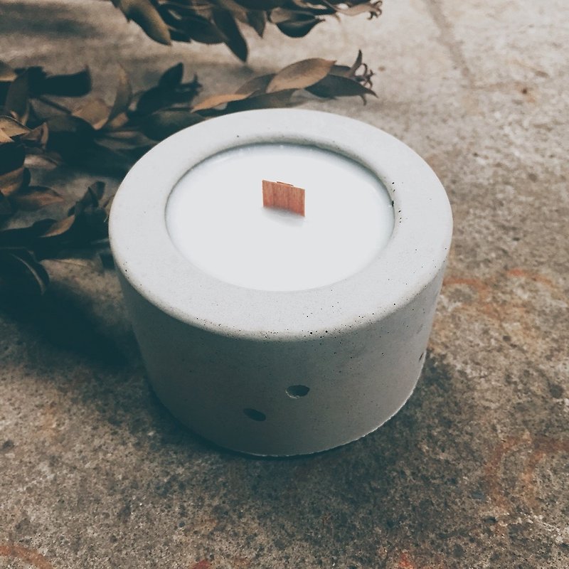 Pong po ang 'Pong po ang' Cement brick candle fragrance _ - Candles & Candle Holders - Cement 