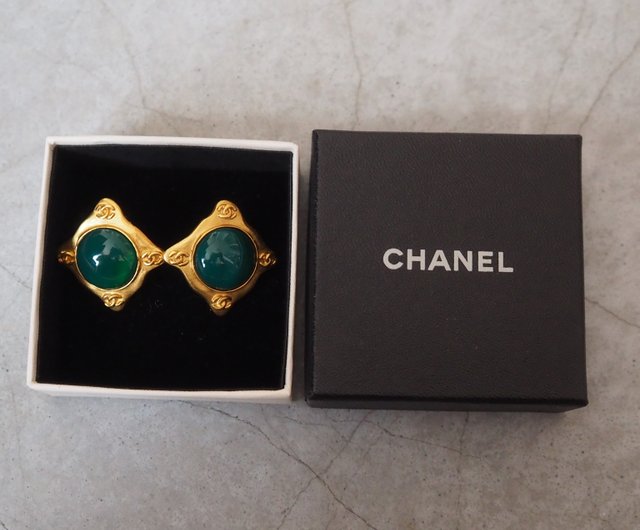 シャネル CHANEL カラーストーン イヤリング グリーン ヴィンテージ アクセサリー レディース 中古
