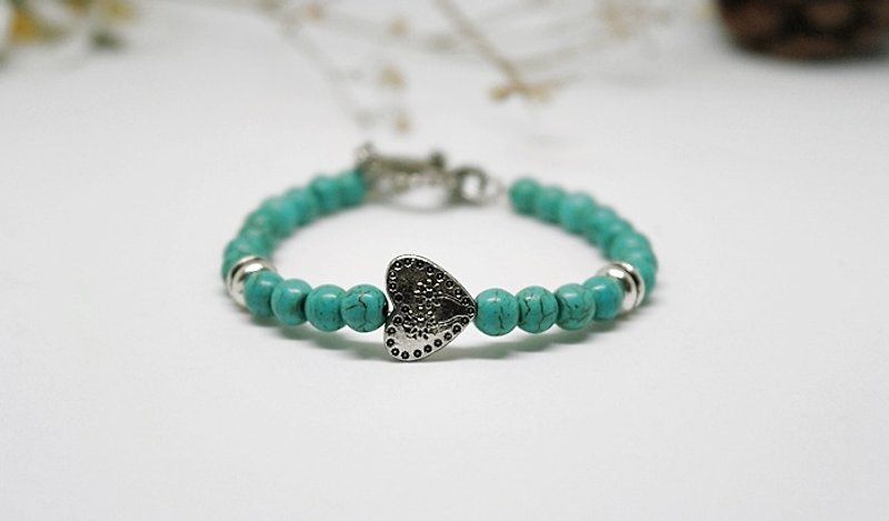 Natural stone x alloy buckle bracelet_green love // can be modified elastic bracelet //-limited X1- - สร้อยข้อมือ - อลูมิเนียมอัลลอยด์ สีเขียว