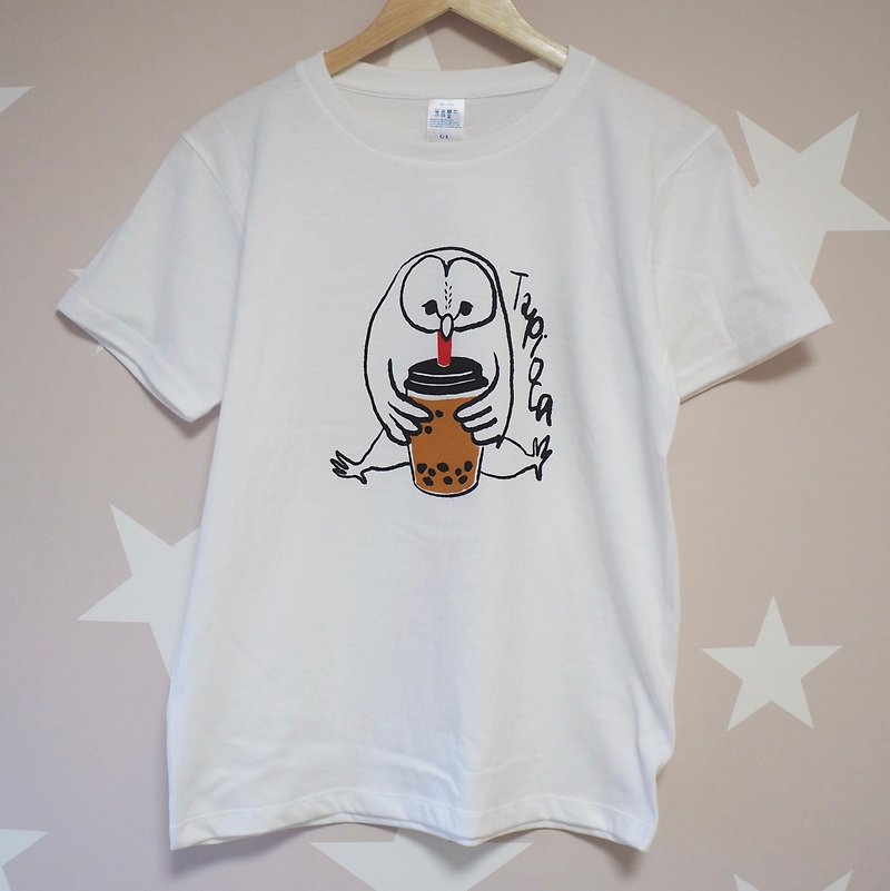 Women's T-shirt Tapioca Milk Tea × Barn Owl - เสื้อยืดผู้หญิง - ผ้าฝ้าย/ผ้าลินิน ขาว
