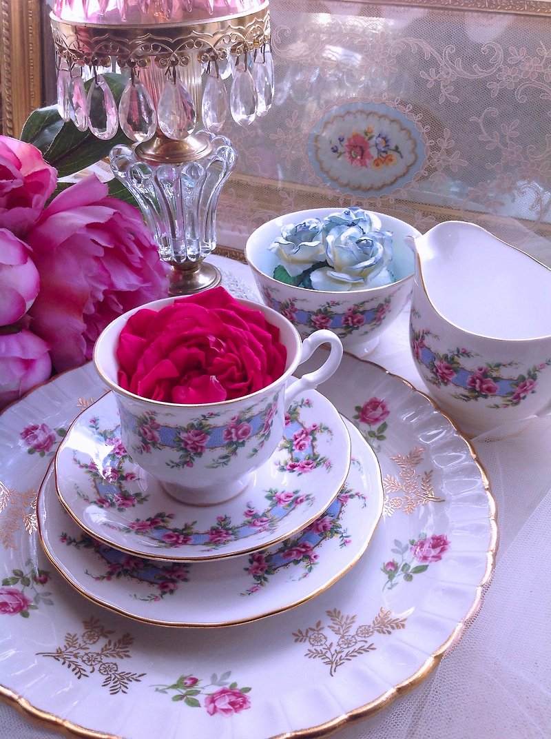 British bone china pink rose bouquet flower tea cup coffee cup two-piece romantic afternoon tea Valentine's Day gift - อื่นๆ - เครื่องลายคราม สีน้ำเงิน