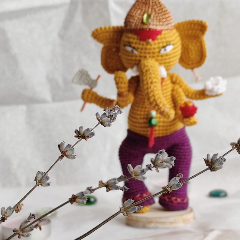Lord Ganesha Hindu Statue Stuffed Figurine Wall Hangings Creative Gifts - ตุ๊กตา - ผ้าฝ้าย/ผ้าลินิน สีเหลือง