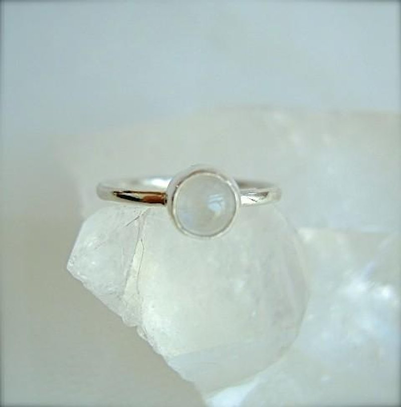 Spectrorite Ring No. 9 - General Rings - Gemstone White