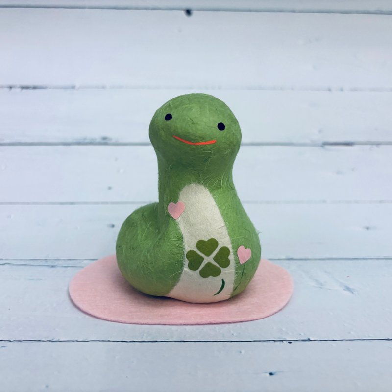 Lucky Snake - Clover that shouts happiness - Japanese paper - Chinese zodiac mascot (Year of the Snake) Reborn to bring wealth and longevity - ตุ๊กตา - กระดาษ 