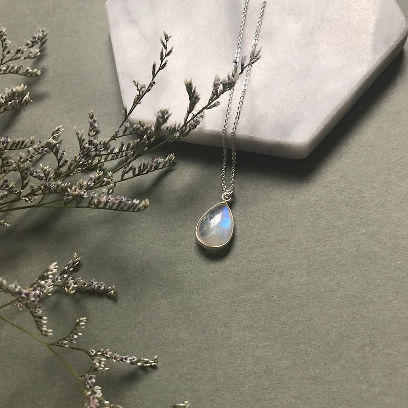Top ice through droplets Moonstone Silver Necklace - Necklaces - Gemstone Silver