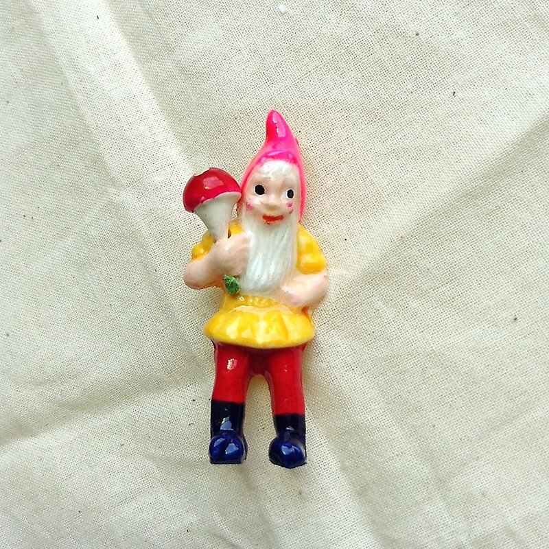 Mini Brooches [garden gnomes My Garden Gnome] (Dwarfs; pin) - Brooches - Clay Yellow