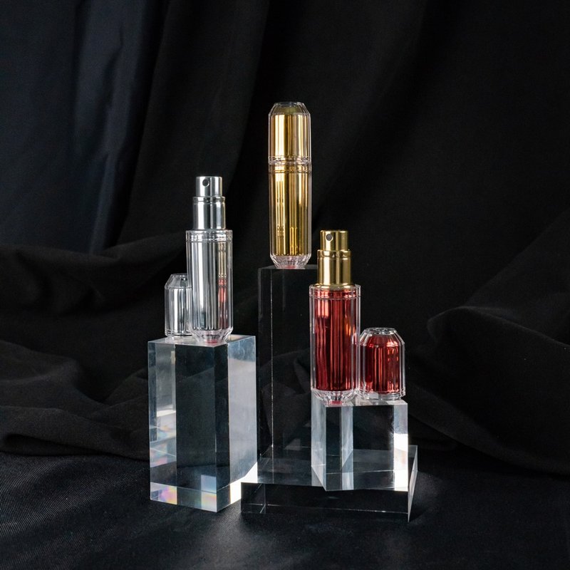 British Travalo Portable Perfume Dispensing Bottle Bijoux Series Perfume Dispensing Bottle - กล่องเก็บของ - พลาสติก 