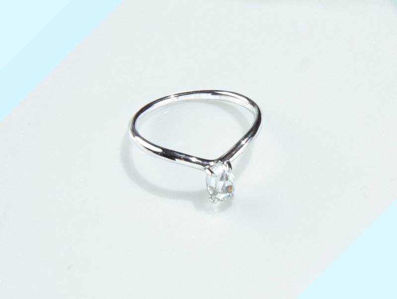 Edith & Jaz • Herkimer Diamond Delicate V-Shaped Silver Ring - General Rings - Gemstone Transparent