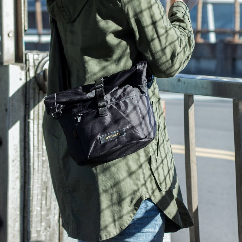 【Transformable Waist Bag 】Cross body Bag/ Portable Bag/ Walking Bag(Black) - กระเป๋าแมสเซนเจอร์ - วัสดุกันนำ้ 