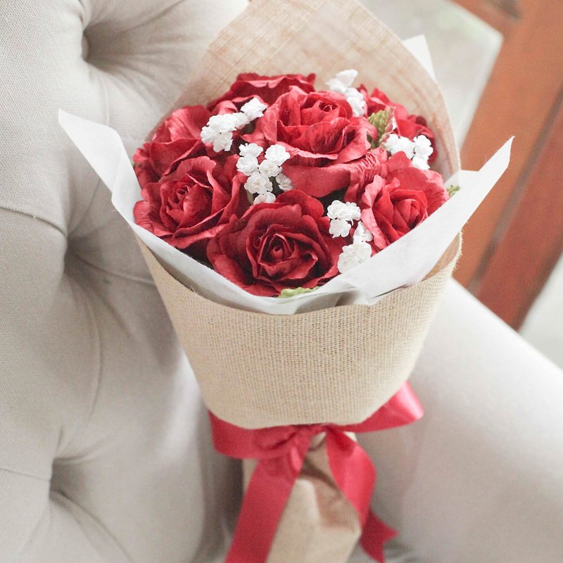 Rose Casual Valentine - Perfect Red Rose ช่อดอกไม้วันวาเลนไทน์ - งานไม้/ไม้ไผ่/ตัดกระดาษ - กระดาษ สีแดง